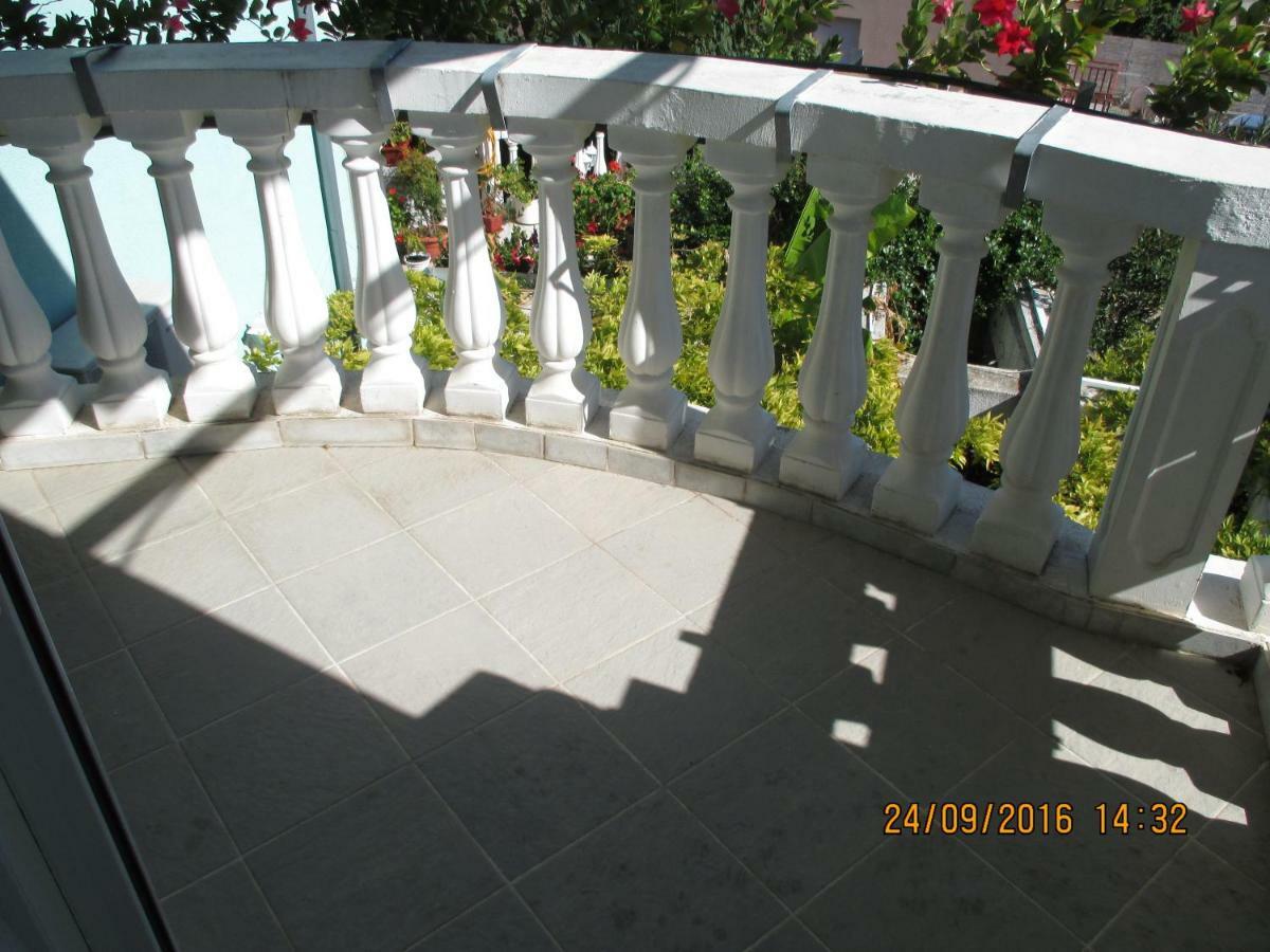 Apartments Katarine Zrinske Vodice Quarto foto